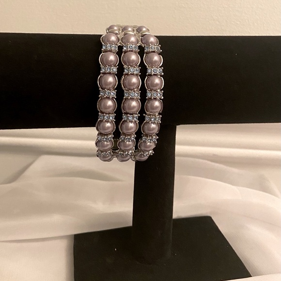 Silver pearly Bangle - Picture 4 of 5